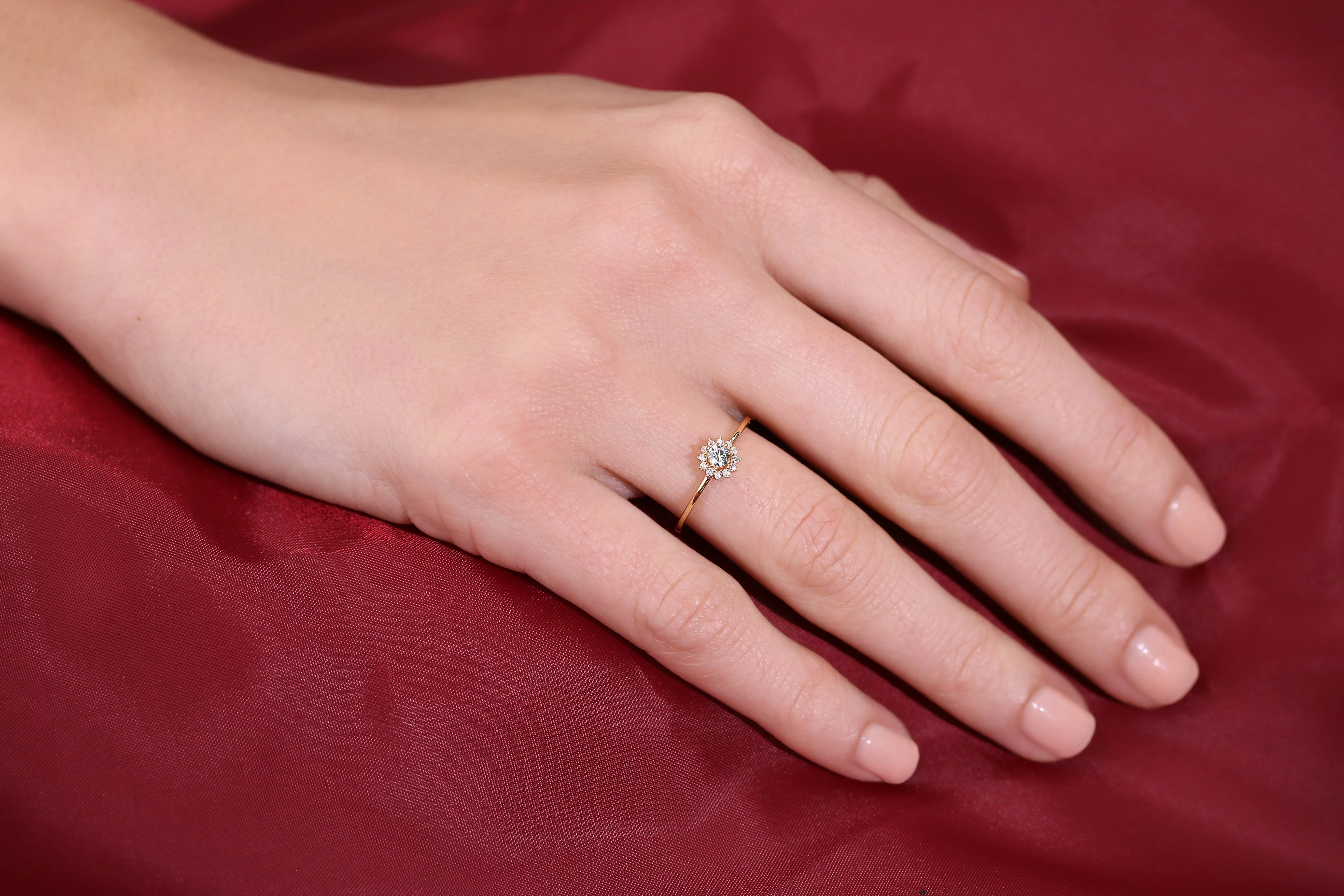 10K Yellow Gold Dainty Flower Ring