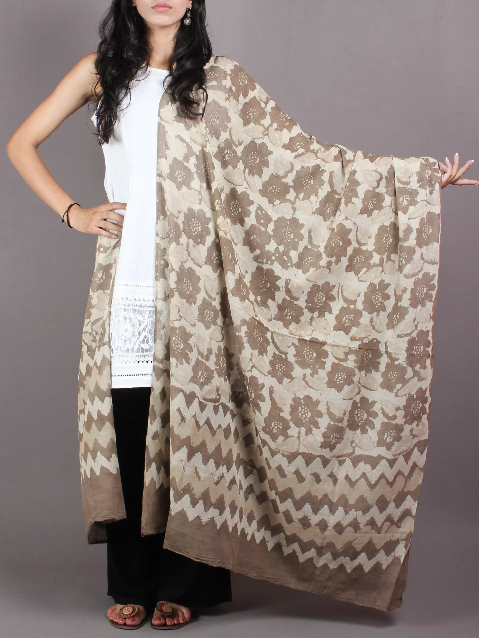 Beige White Cotton Mul Hand Block Printed Dupatta - D0417073