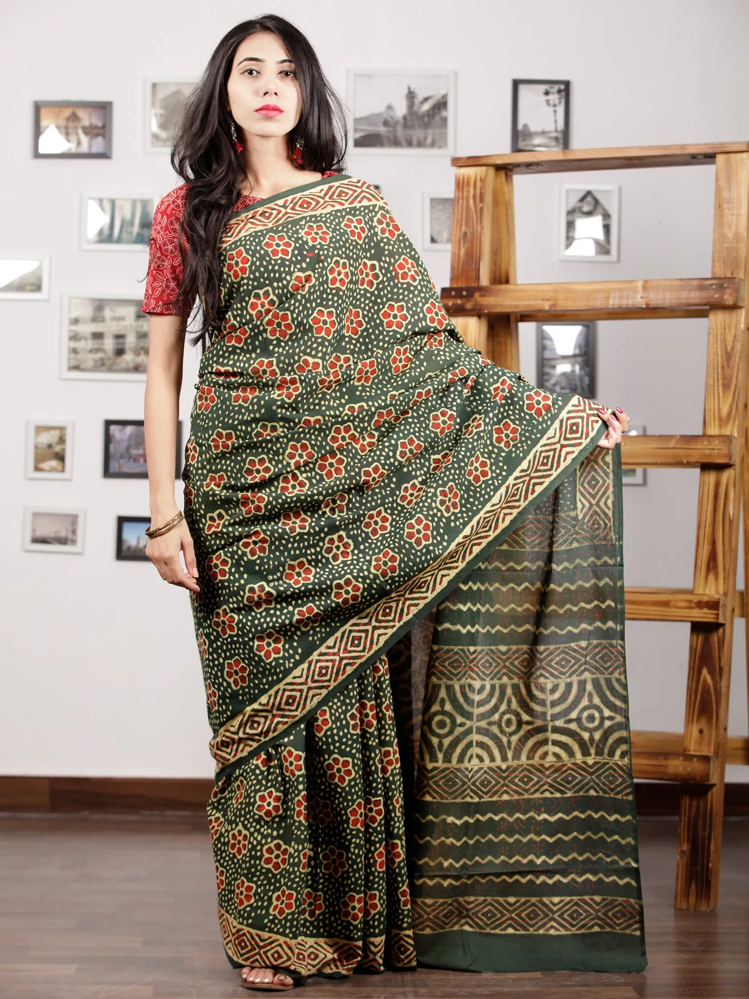 Green Red Yellow Hand Block Printed Cotton Mul Saree - S031703001