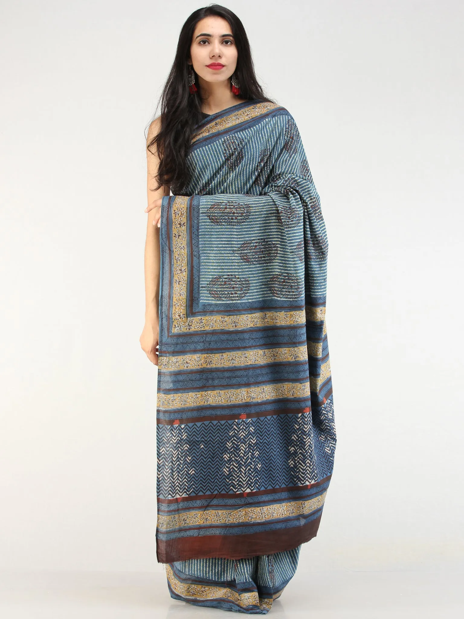 Indigo Mustard Offwhite Hand Block Printed  Cotton Mul Saree - s031704537