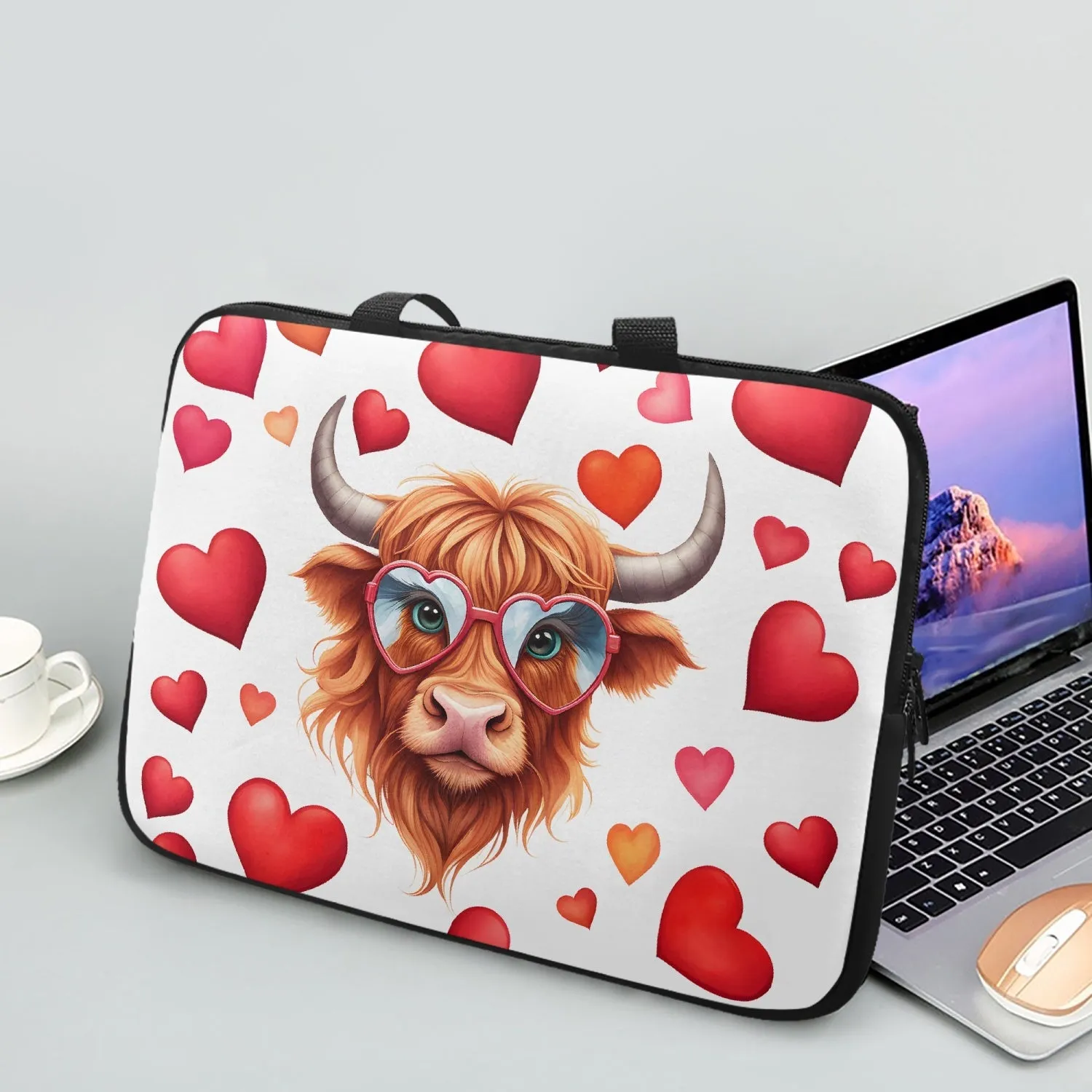 Laptop Sleeve  with Handles- Highland Cow - Hearts