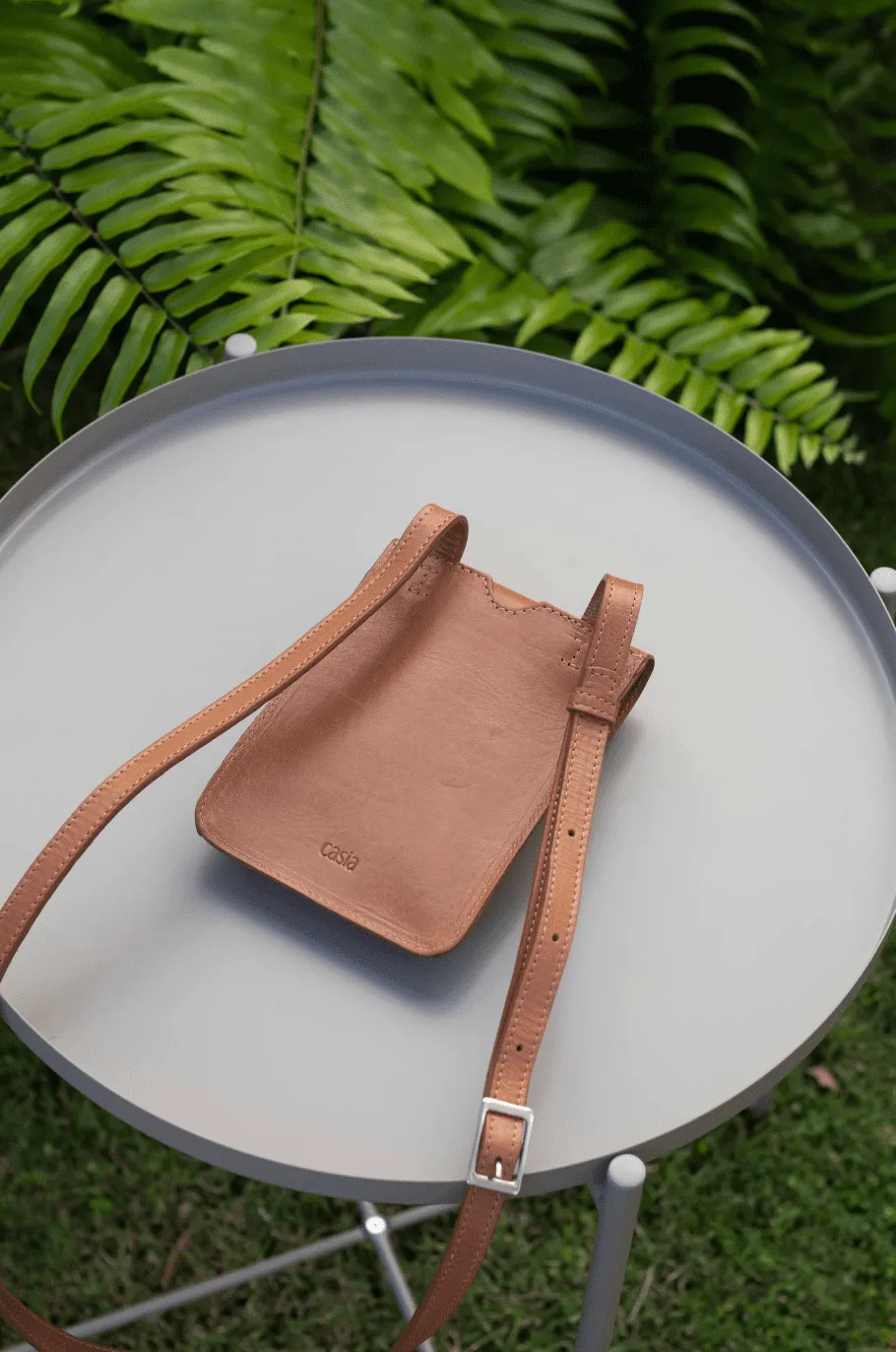 Leather crossbody bag - Rioja