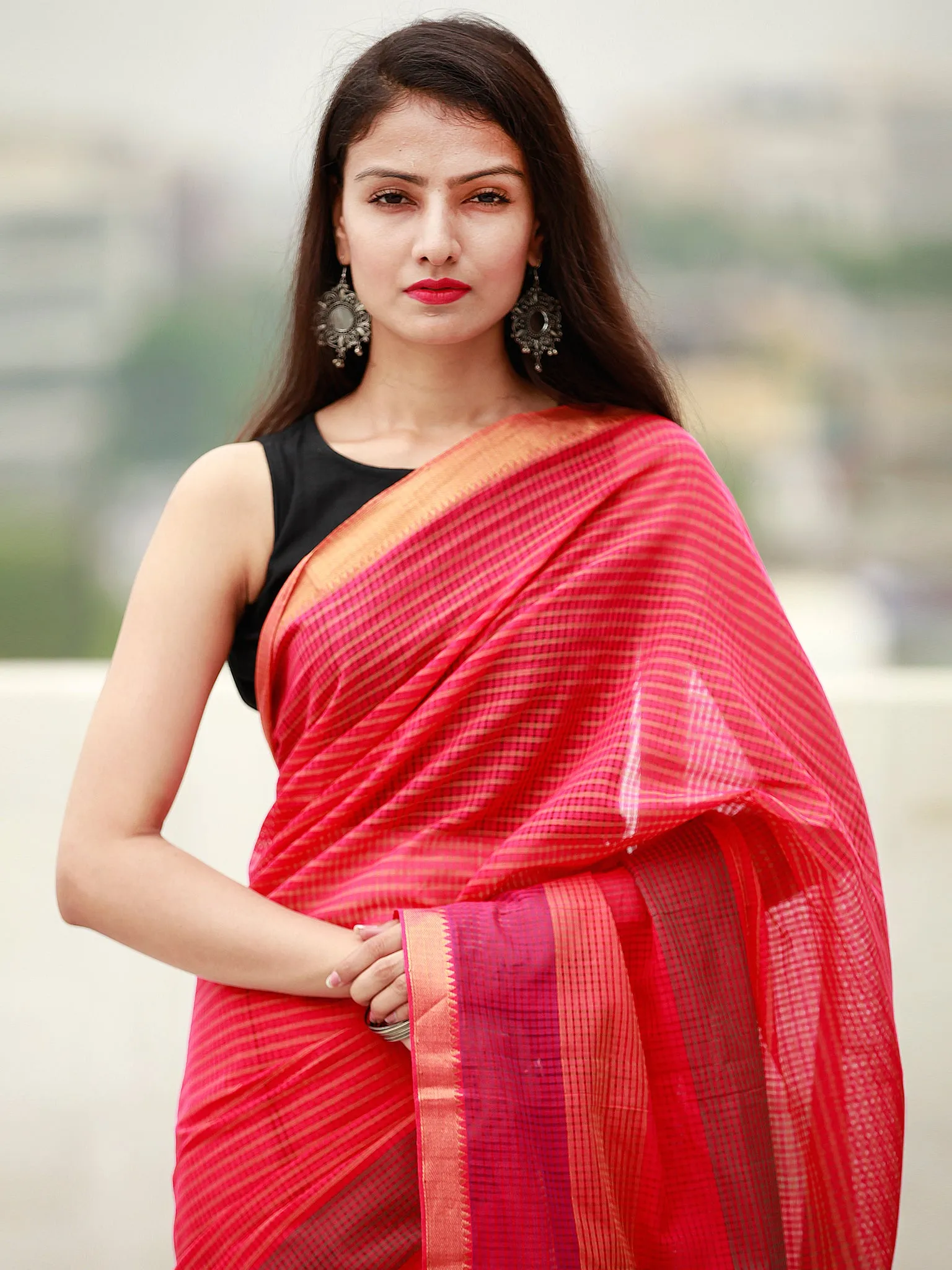 Pink Coral Handloom Mangalagiri Cotton Saree With Zari Border - S031704058