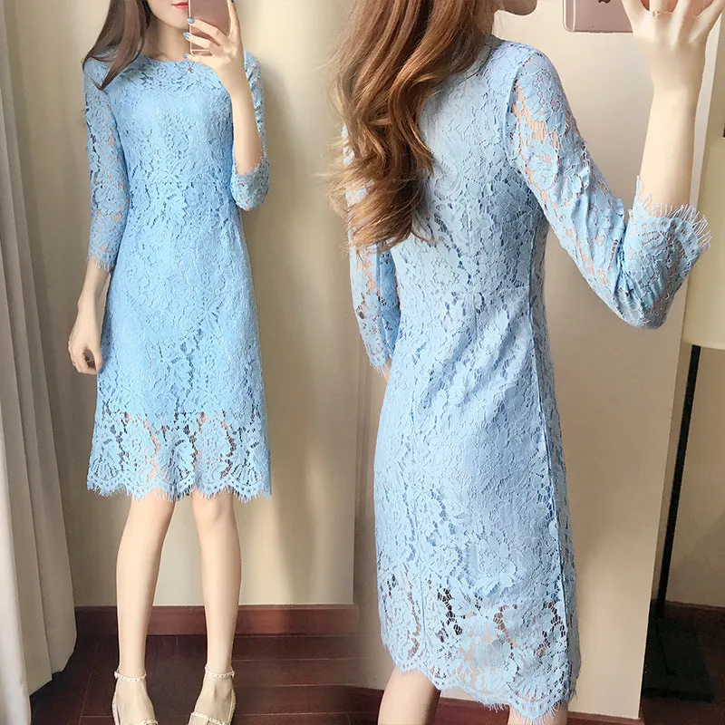 Round Neck Flare Sleeve Lace Dress